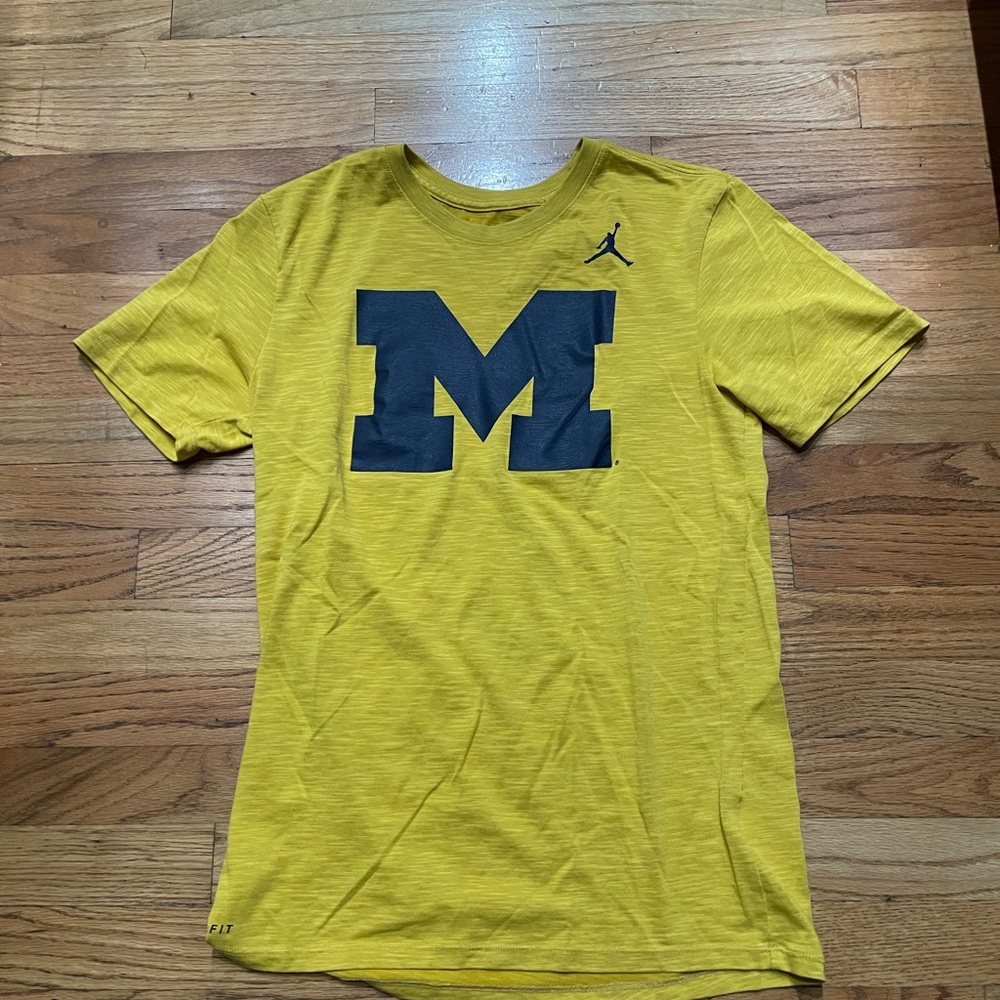 Nike Dri fit Air Jordan Michigan Shirt Men’s Small